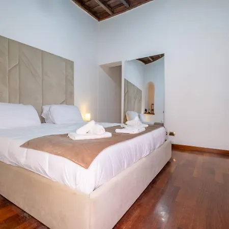 Trevi Apartment *